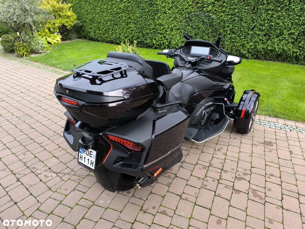 Can-Am Spyder - 4