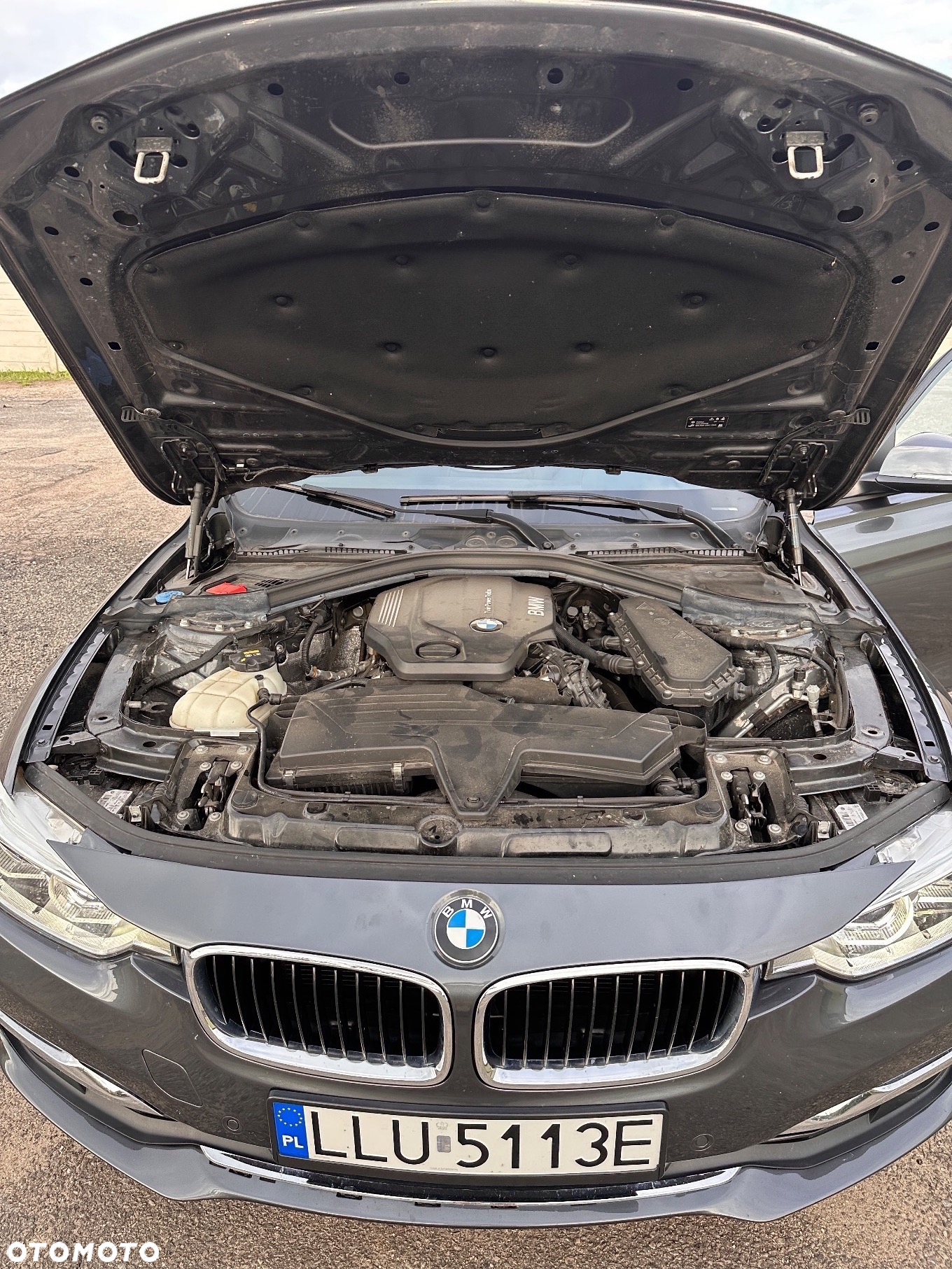 BMW Seria 3 316d Touring - 12