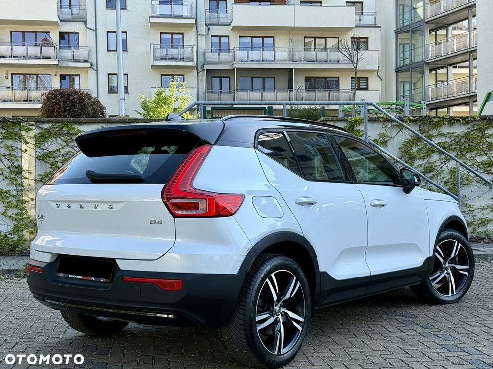 Volvo XC 40 B4 B Geartronic RDesign - 4