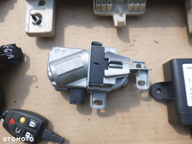 ZESTAW STARTOWY KOMPUTER STACYJKA IMMOBILIZER BOSCH 0281011775 VOLVO V50 1.6 D - 6