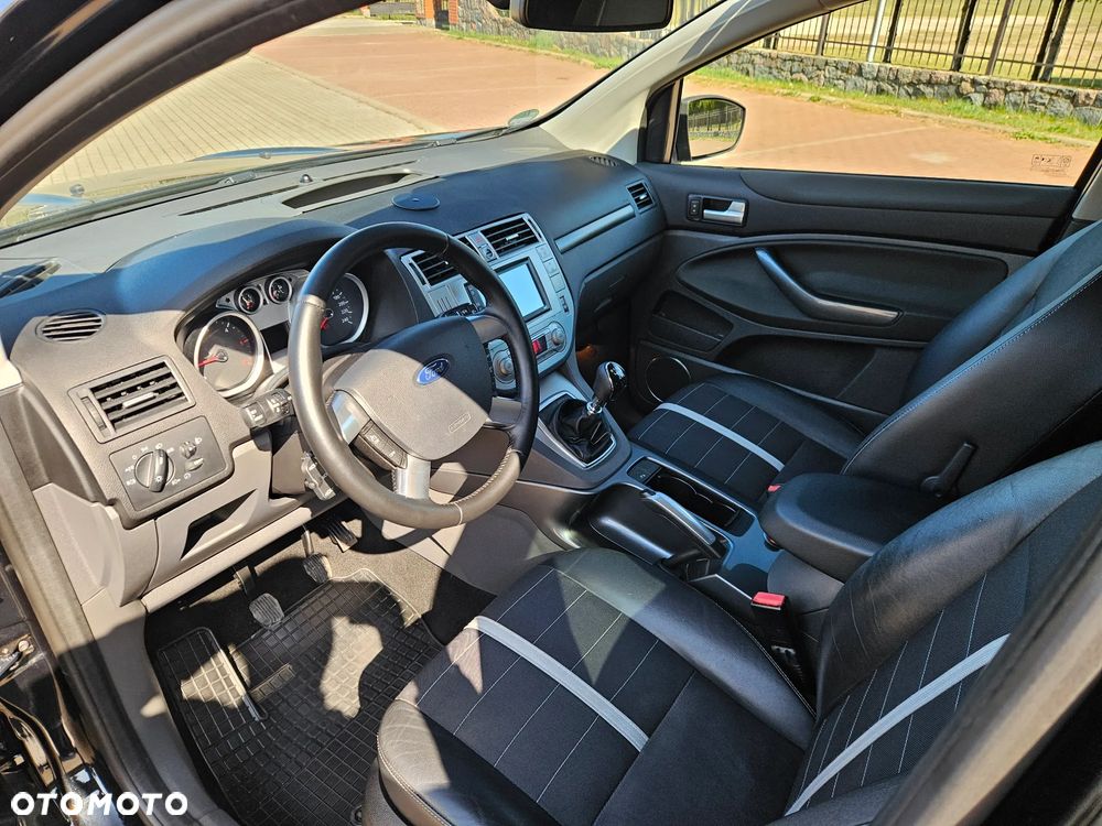 Ford Kuga 2.0 TDCi Titanium - 9