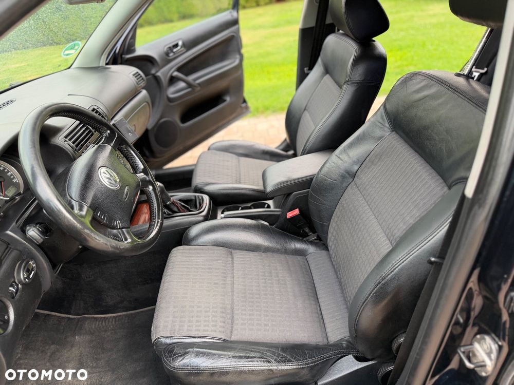 Volkswagen Passat 1.8 5V Turbo Comfortline - 9