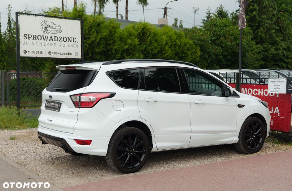 Ford Kuga 1.5 EcoBoost 2x4 ST-Line - 5