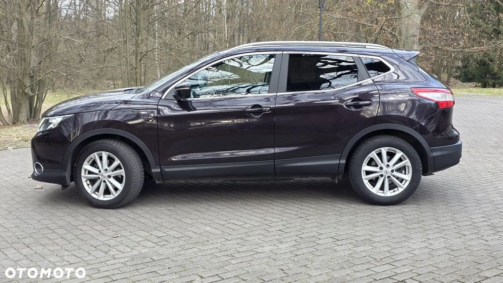 Nissan Qashqai 1.6 dCi Xtronic TEKNA+ - 8