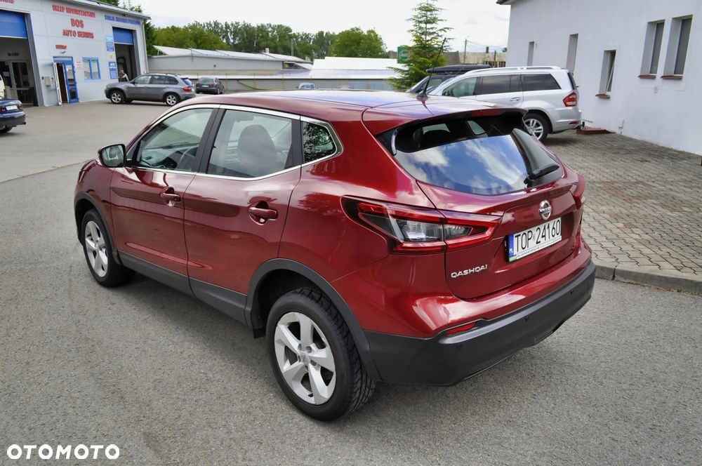 Nissan Qashqai - 2