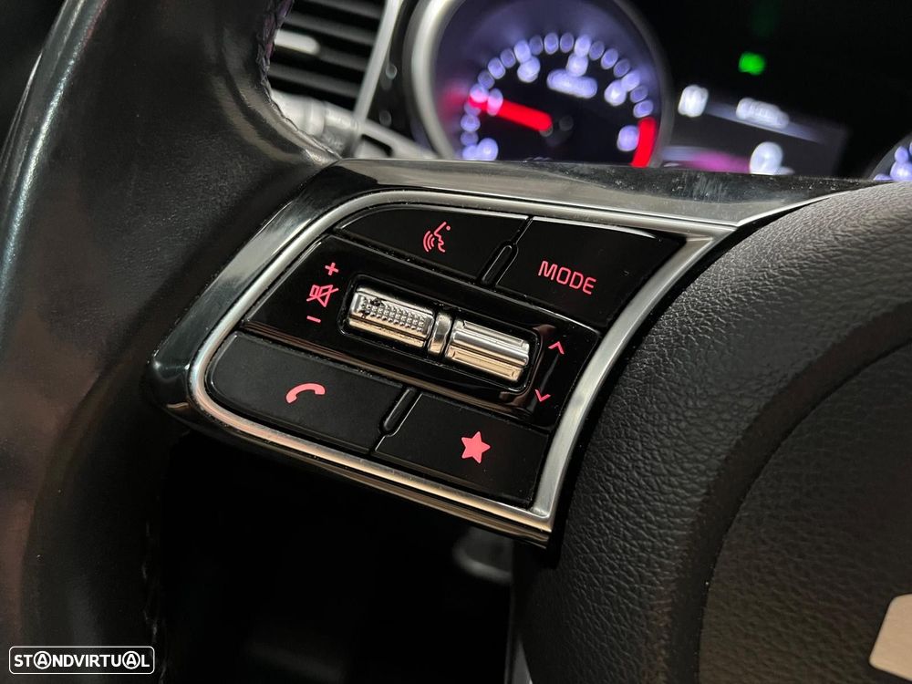 Kia Ceed SW 1.6 CRDi Nav Line - 9