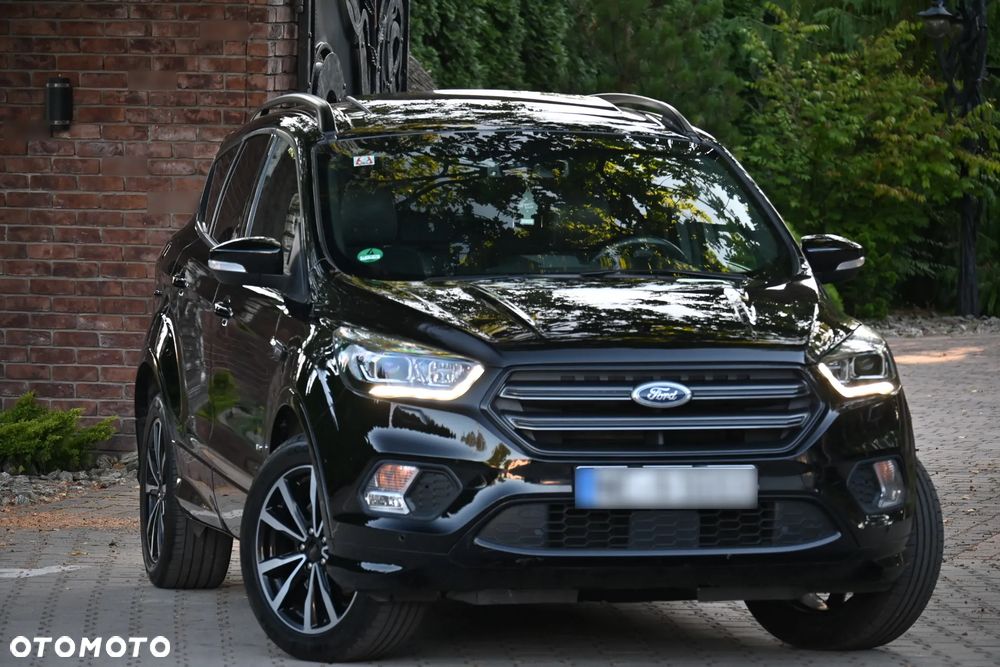 Ford Kuga 1.5 EcoBoost 4x4 ST-Line - 1