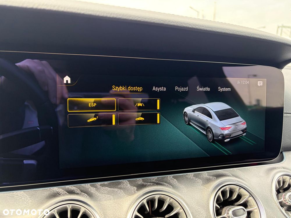 Mercedes-Benz CLS 300 d 4-Matic AMG - 31