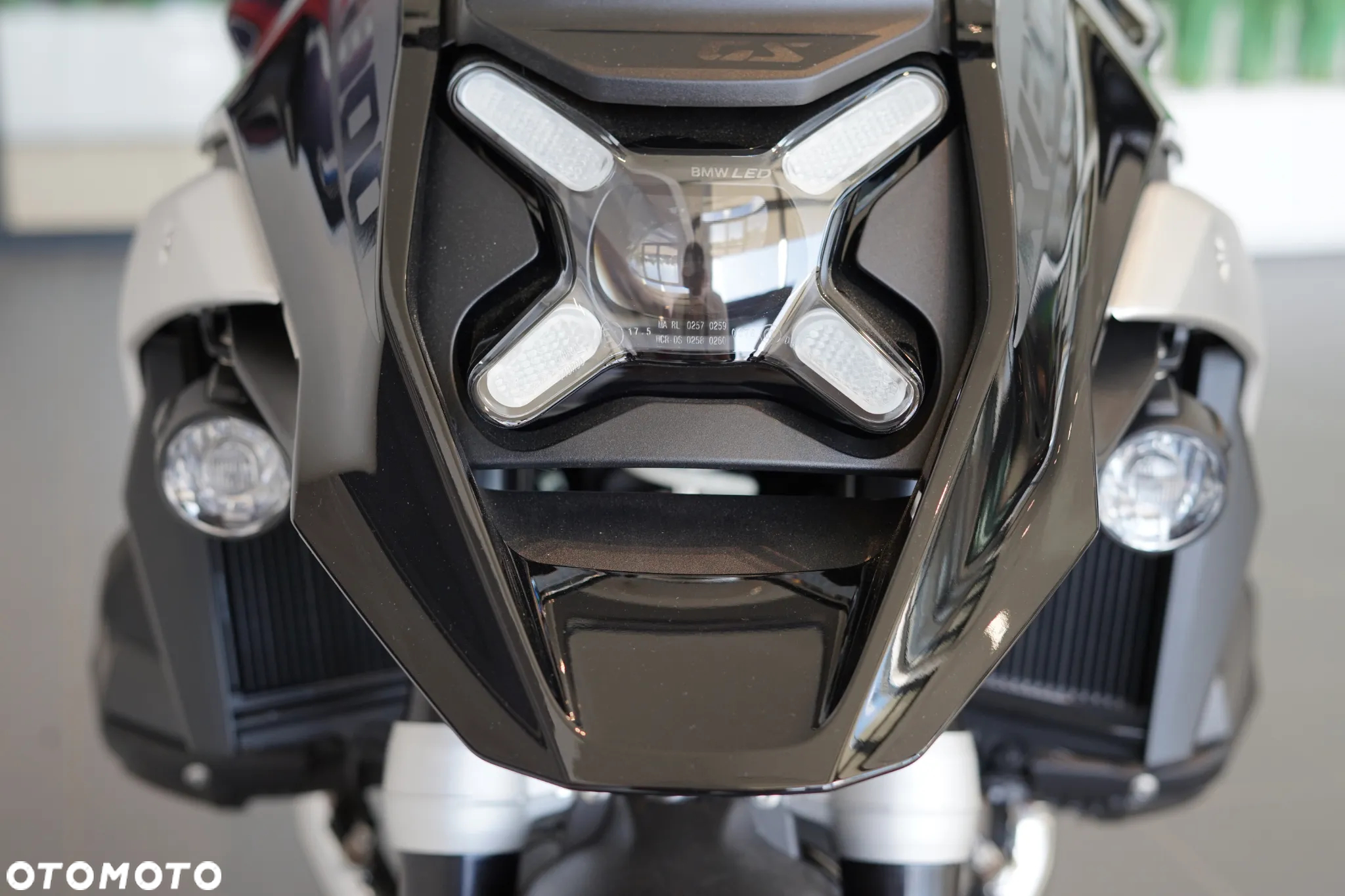 BMW R - 10