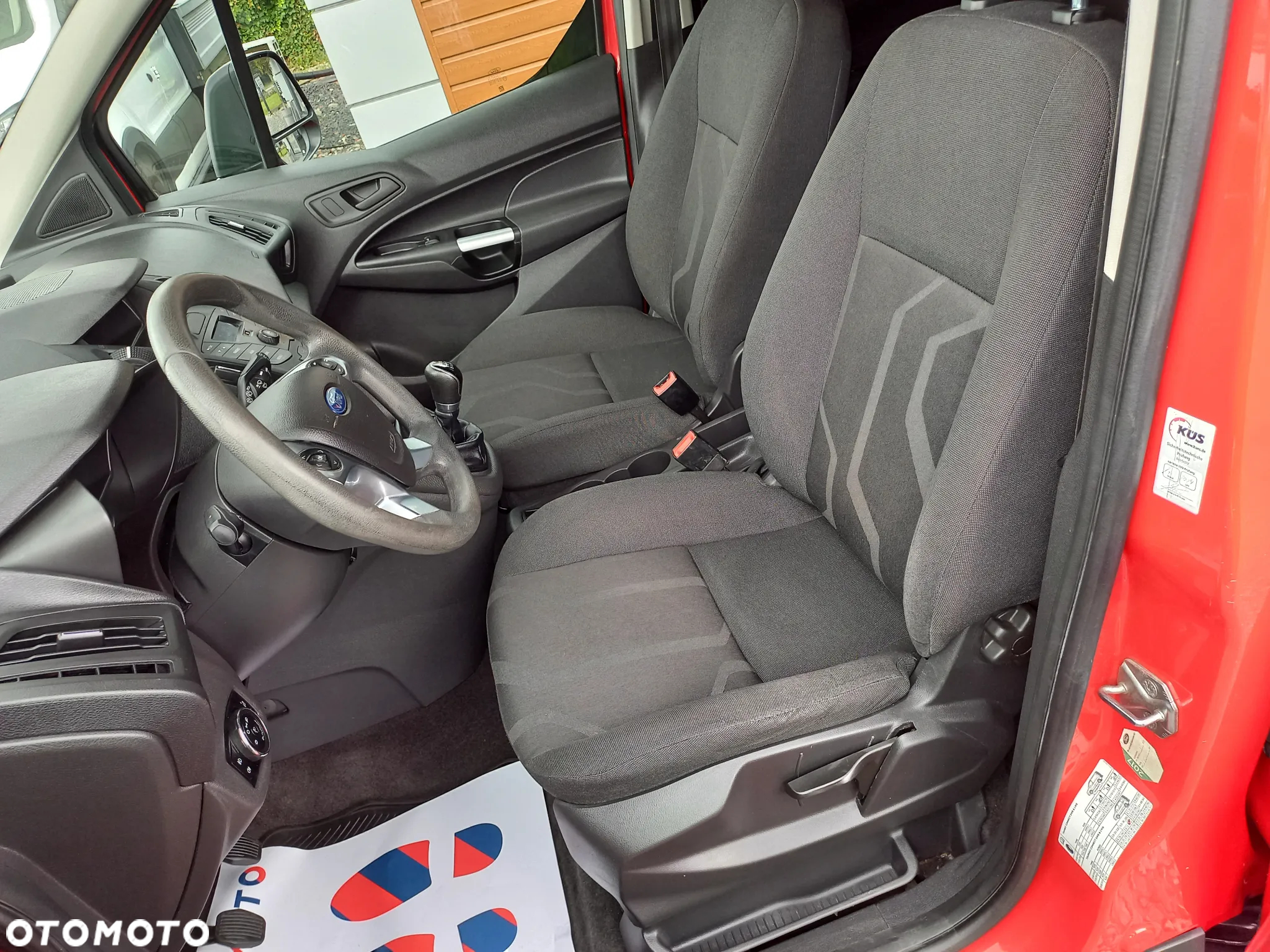 Ford Transit Connect - 14