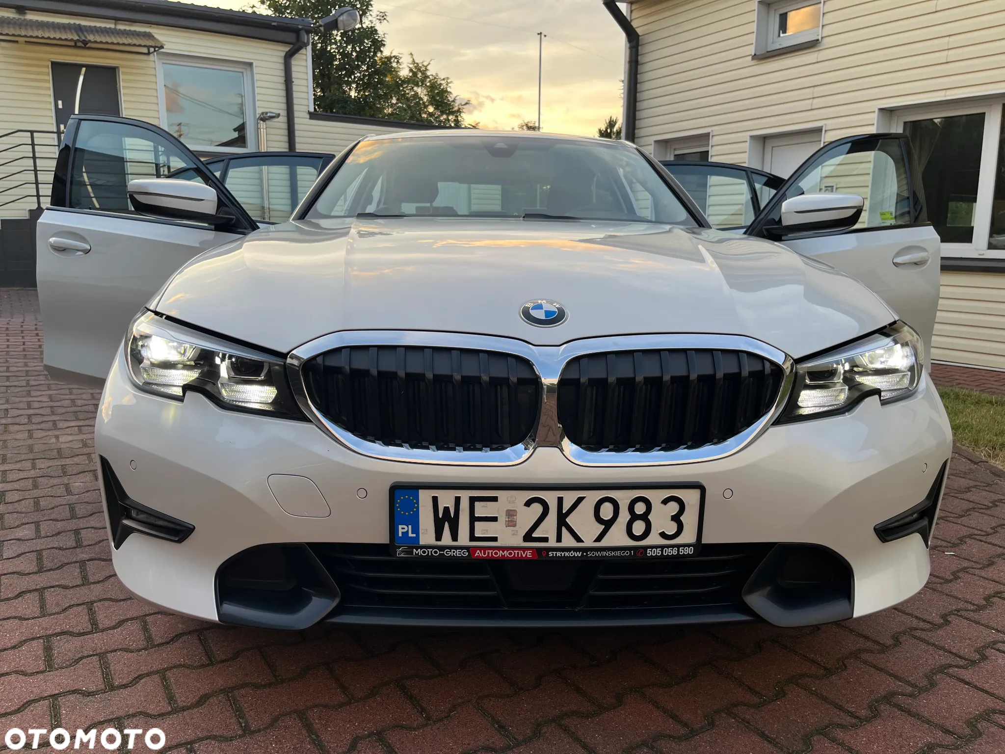 BMW Seria 3 320i Sport Line - 34