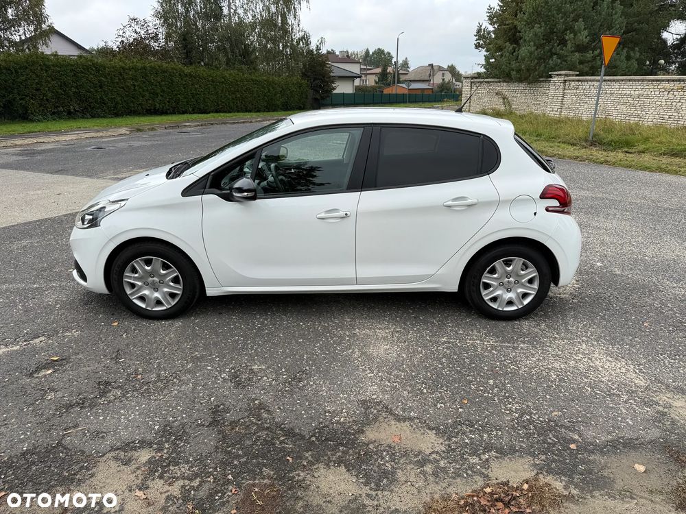 Peugeot 208 1.2 PureTech Style - 4