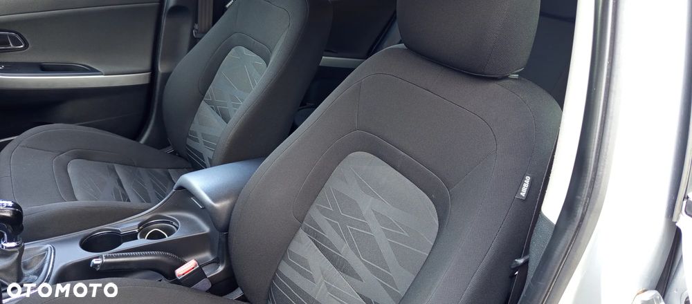 Kia Ceed 1.6 CRDi M - 23