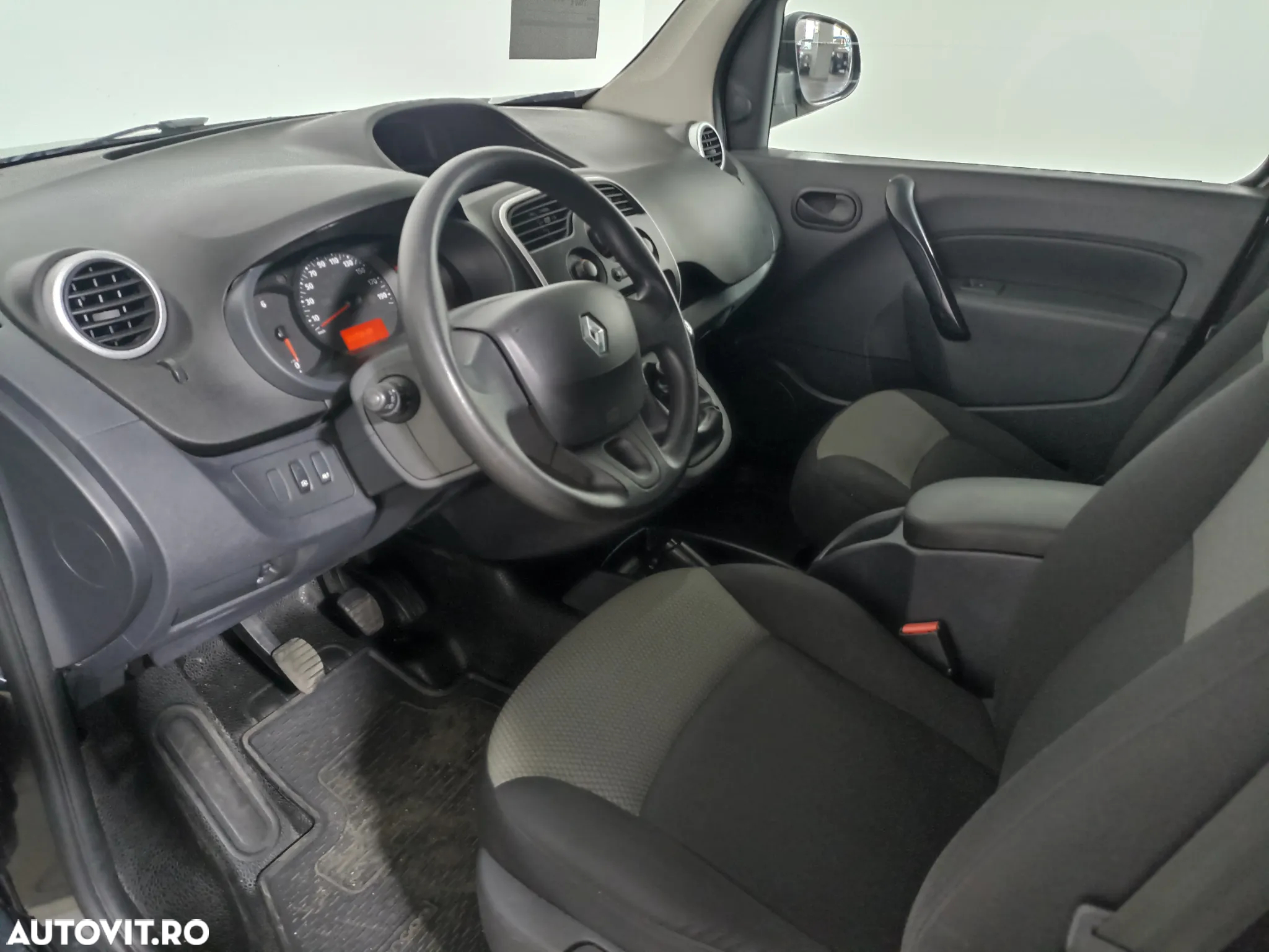 Renault Kangoo - 8