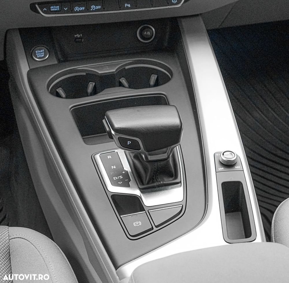 Audi A4 Limuzina 40 TFSI S tronic MHEV S Line - 20