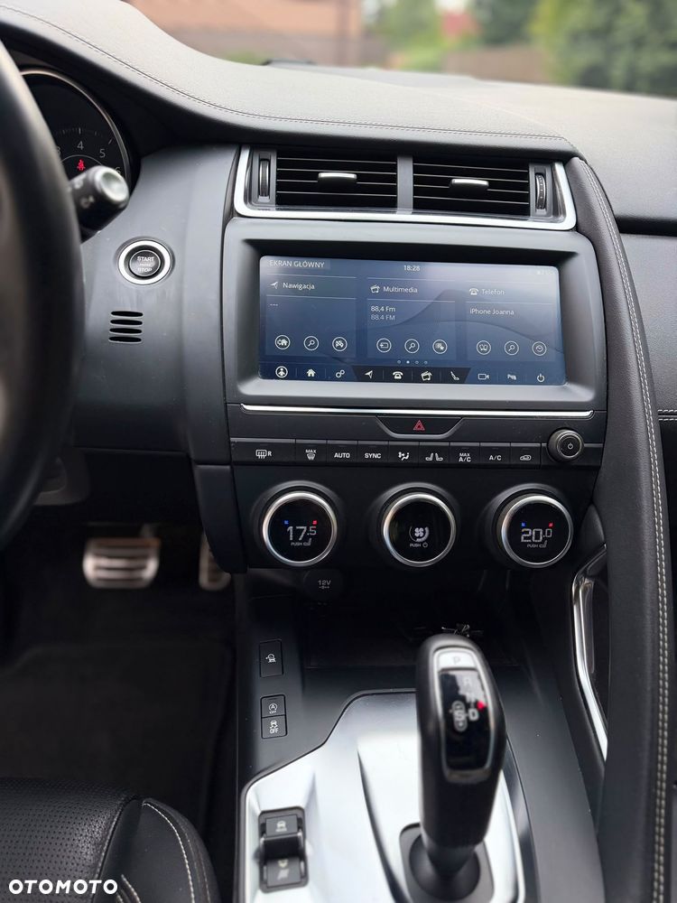 Jaguar E-Pace 2.0 i4P AWD R-Dynamic S - 12