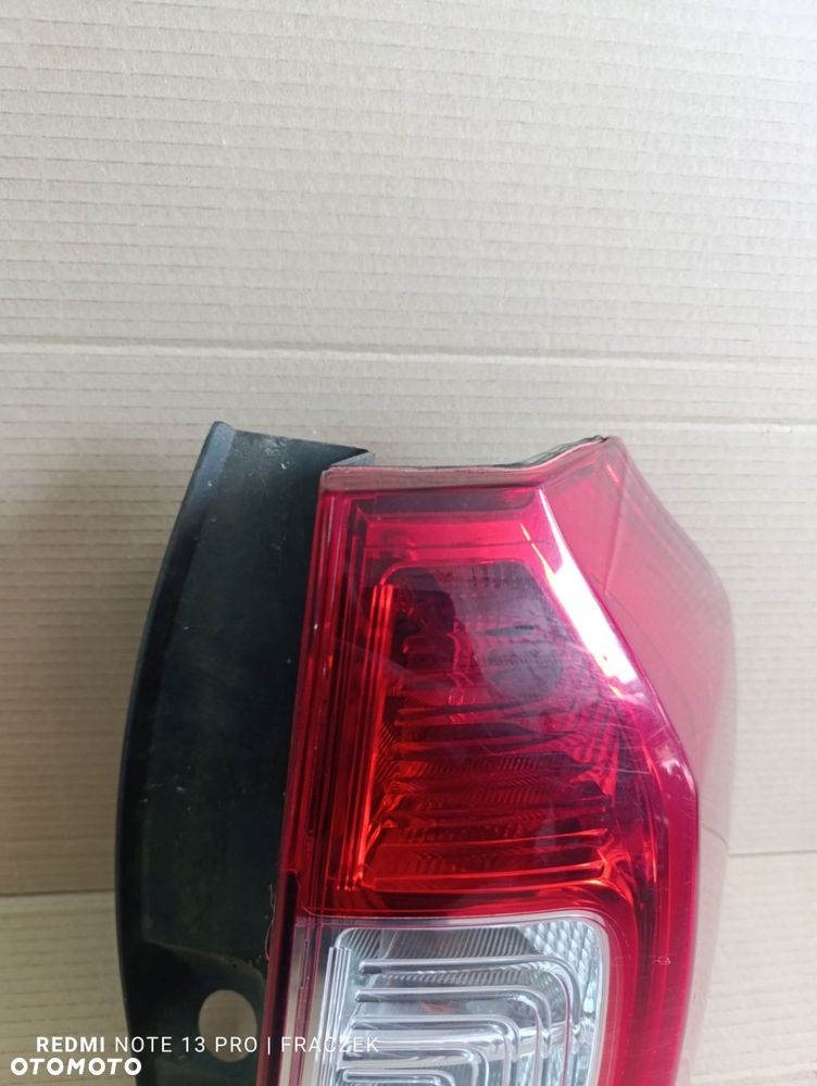 LAMPA TYLNA LEWA LUB PRAWA DACIA LOGAN MCV II KOMBI 12 - r. ORYGINAŁ - 12