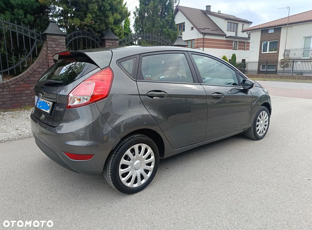 Ford Fiesta - 4