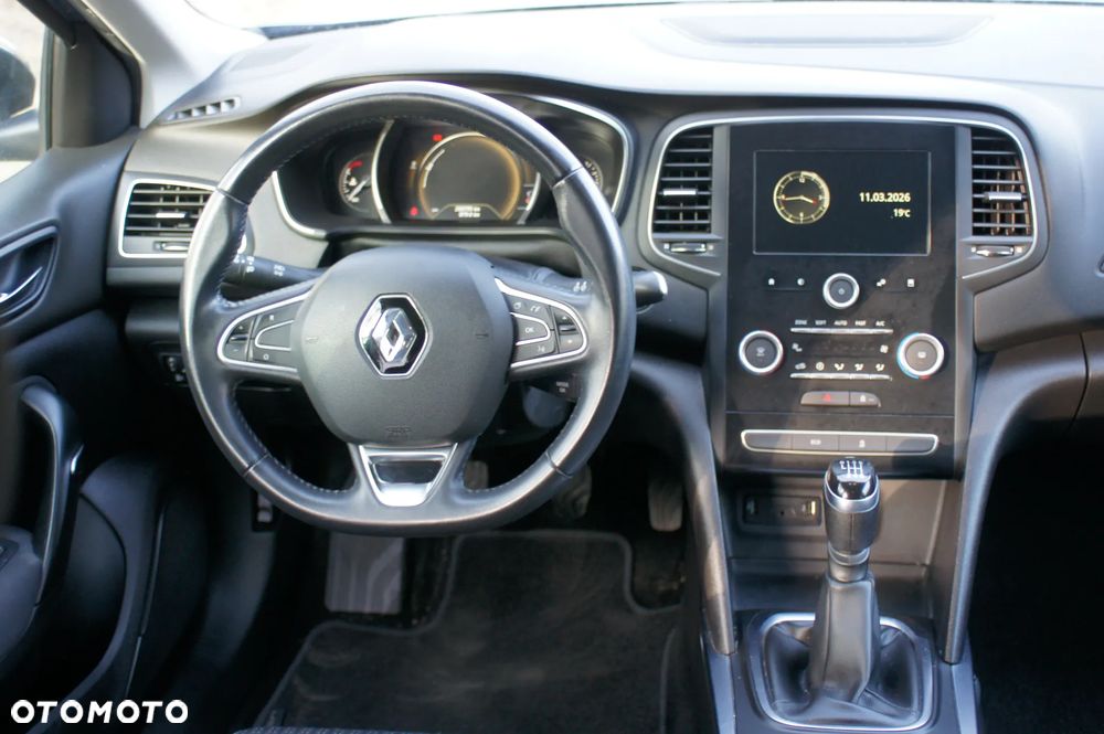 Renault Megane ENERGY TCe 130 Start & Stop LIMITED - 27