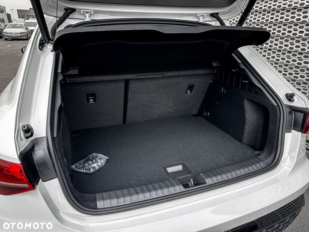 Audi A3 Sportback - 8