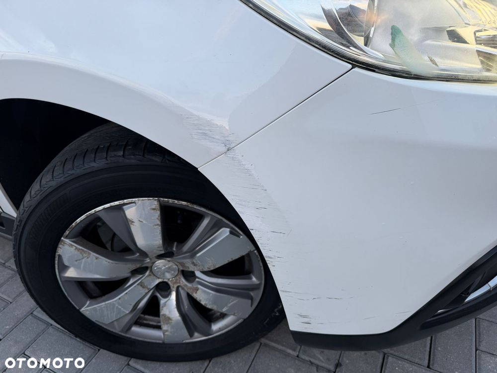 Peugeot 2008 1.6 BlueHDi Style - 27