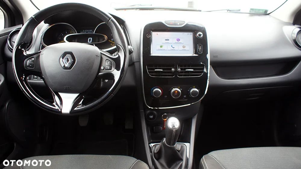Renault Clio - 9