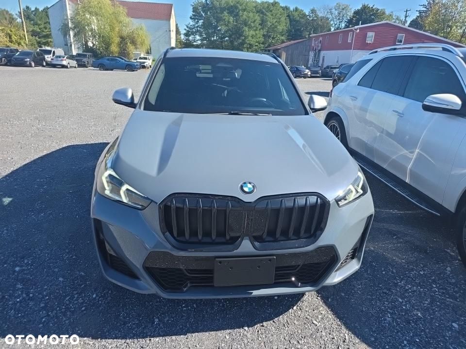 BMW X1 2023 photo 3