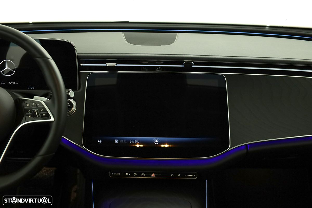 Mercedes-Benz E 300 Standard - 9