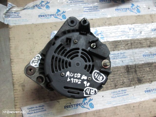 Alternador 028903025A AUDI 80 1990 1,9TDI AUDI 80 1993 1.9TDI 90CV 4P Verde BOSCH 14V 70A - 1