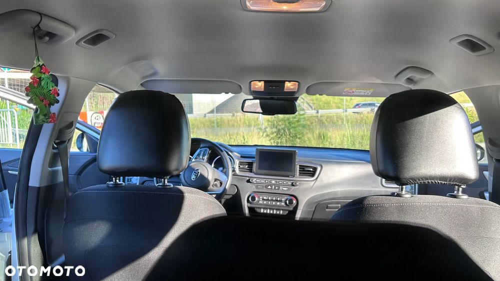 Kia Ceed 1.6 CRDi SCR L Business Line - 9