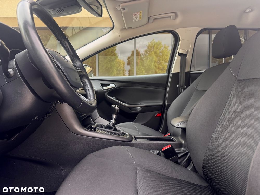Ford Focus 1.0 EcoBoost Start-Stopp-System TITANIUM STYLE - 15