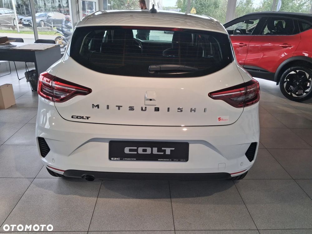 Mitsubishi Colt 1.0T Invite - 8
