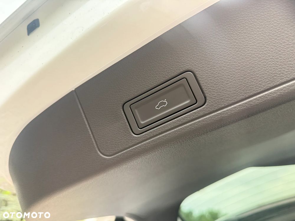 Chery Tiggo 8 1.6 T-GDI Prestige DCT - 24