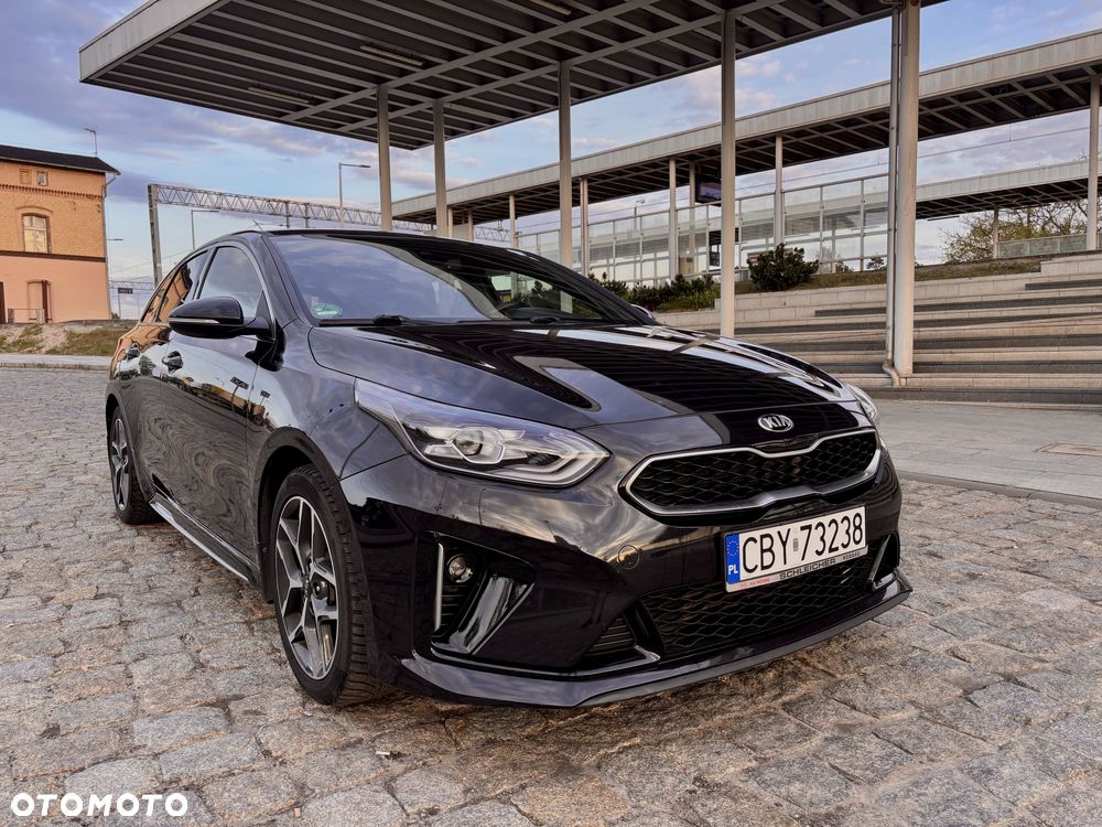 Kia ProCeed - 2