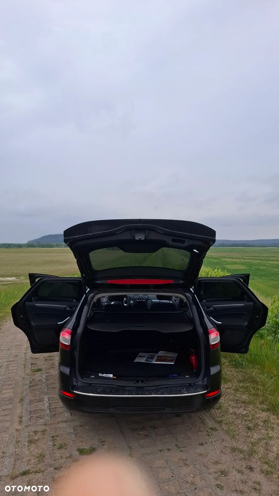 Ford Mondeo 2.0 TDCi Ambiente - 9