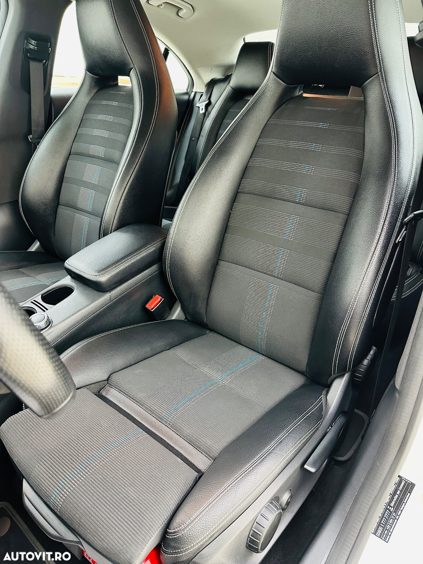 Mercedes-Benz CLA - 16