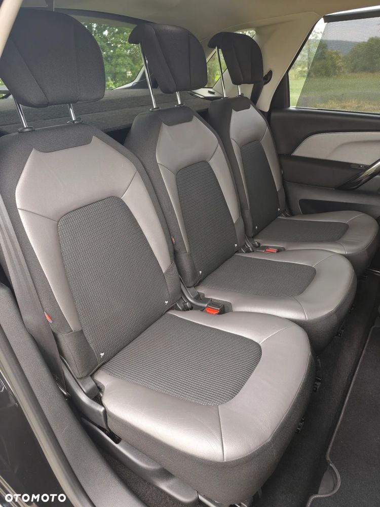 Citroën C4 Picasso e-HDi 115 ETG6 Business Class - 32