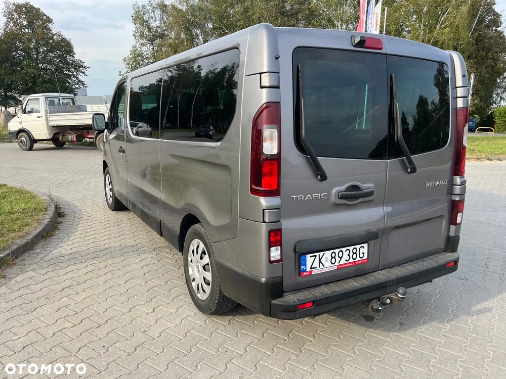 Renault Trafic Grand SpaceClass 2.0 dCi - 7