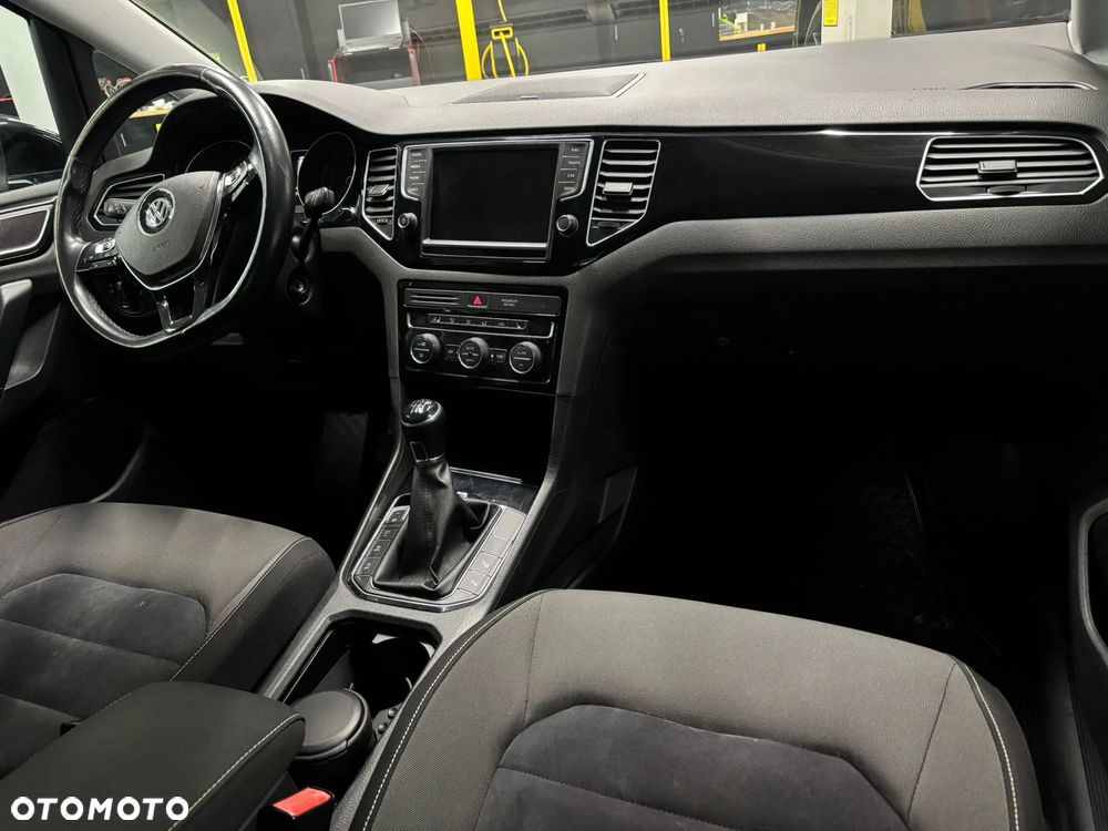 Volkswagen Golf Sportsvan - 8