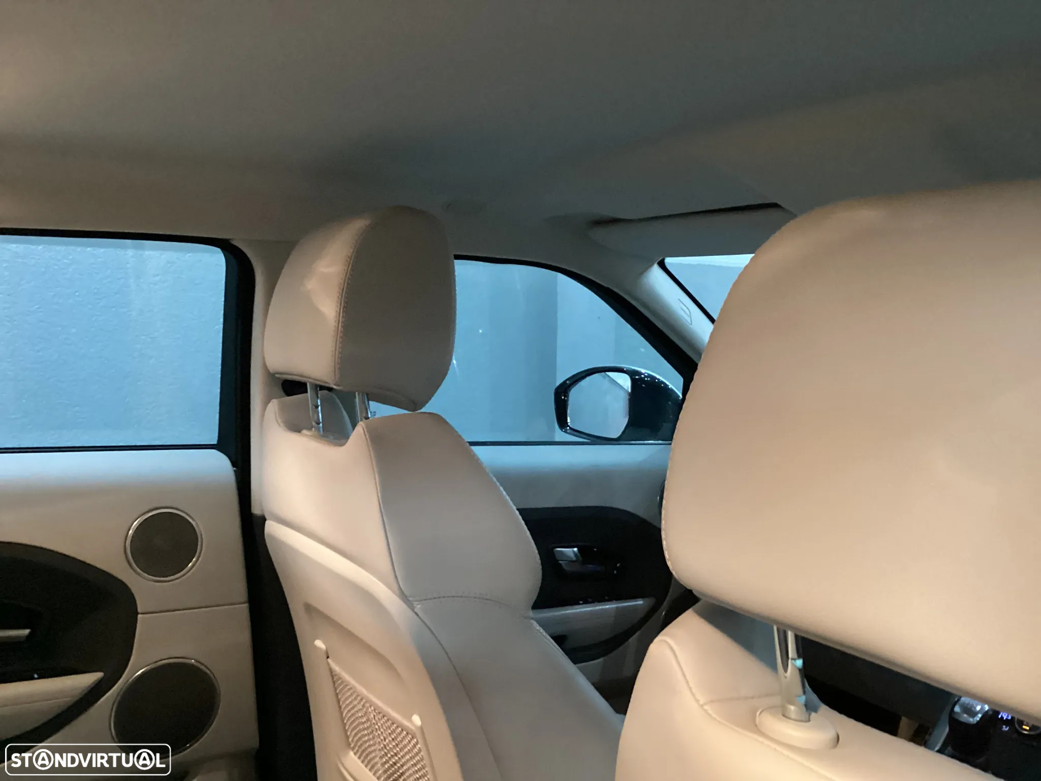 Land Rover Range Rover Evoque 2.2 eD4 Dynamic - 21