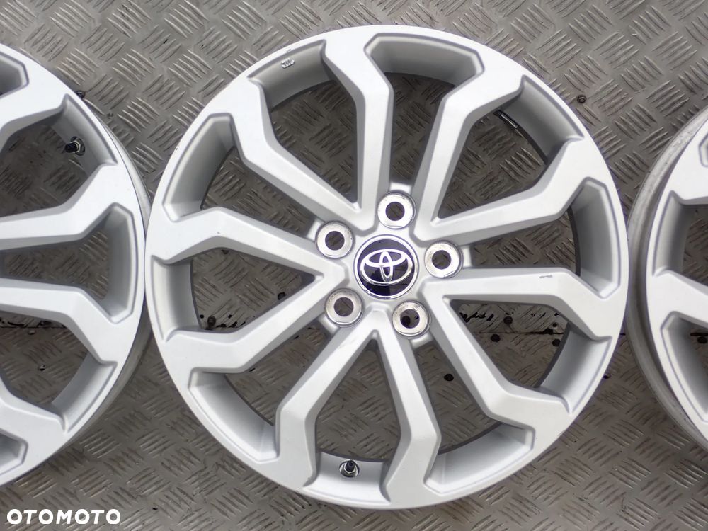 FELGI ALUMINIOWE TOYOTA YARIS CROSS  6,5JX17  ET 35  5X114,3  CZUJNIKI - 5