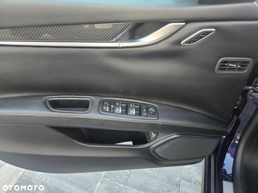 Maserati Ghibli Diesel - 15