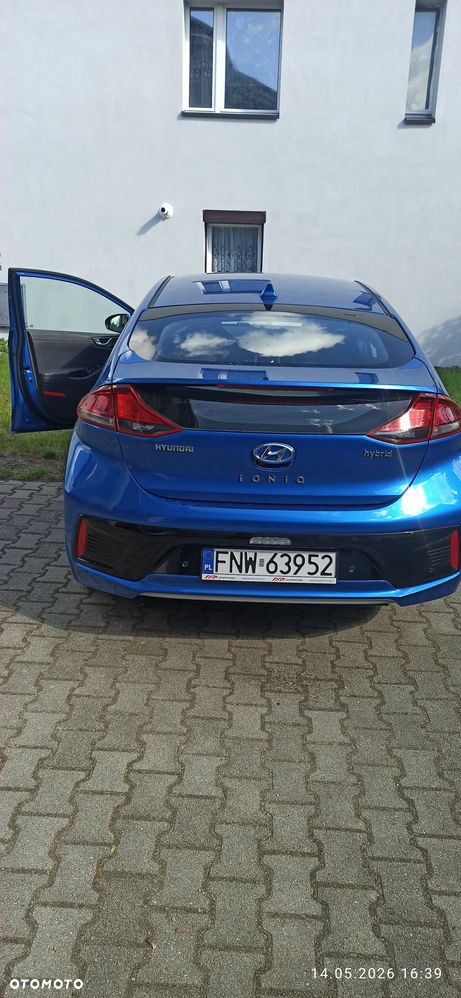 Hyundai IONIQ Hybrid Business - 5