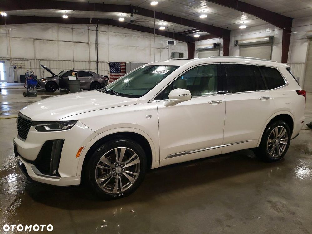 Cadillac XT6 - 1