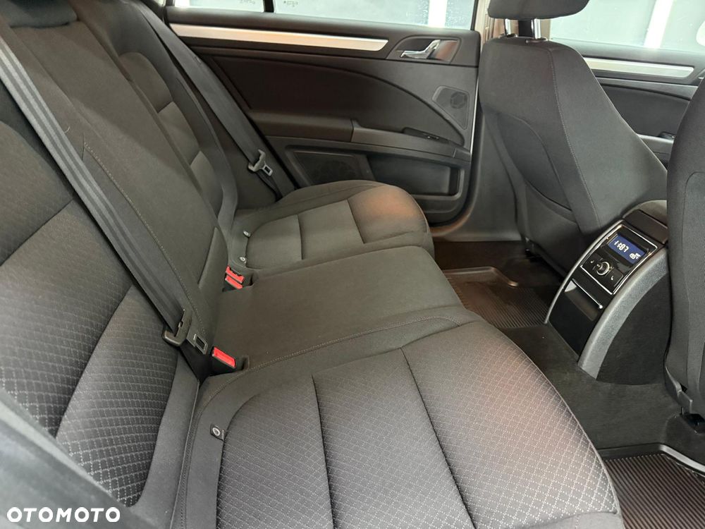 Skoda Superb 1.8 TSI Elegance DSG - 26