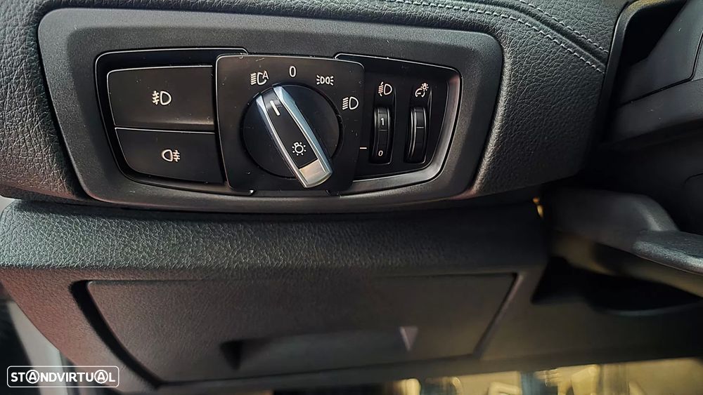 BMW 216 Active Tourer d Line Sport - 22