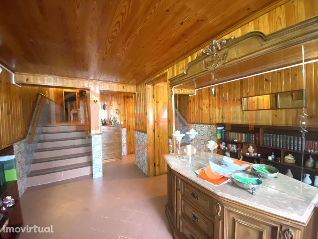 Moradia T3 em Freixo de Espada a Cinta - Grande imagem: 2/44