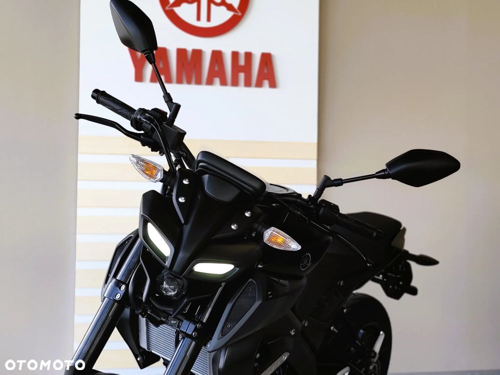 Yamaha MT - 5