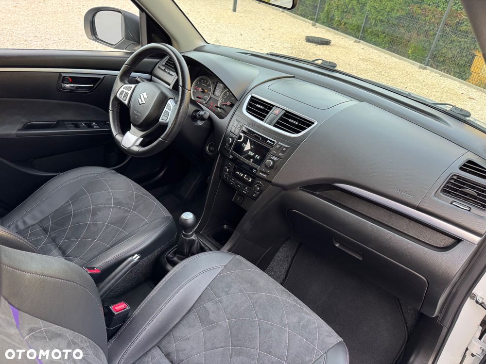 Suzuki Swift 1.2 Premium - 38
