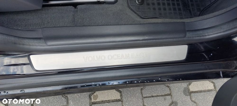 Volvo XC 60 D4 Drive-E Ocean Race - 24
